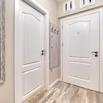 Apartment Dreams In La